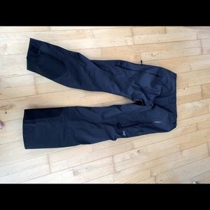 Arc’teryx Incendia Goretex Ski/Snowboard pants. Black size large